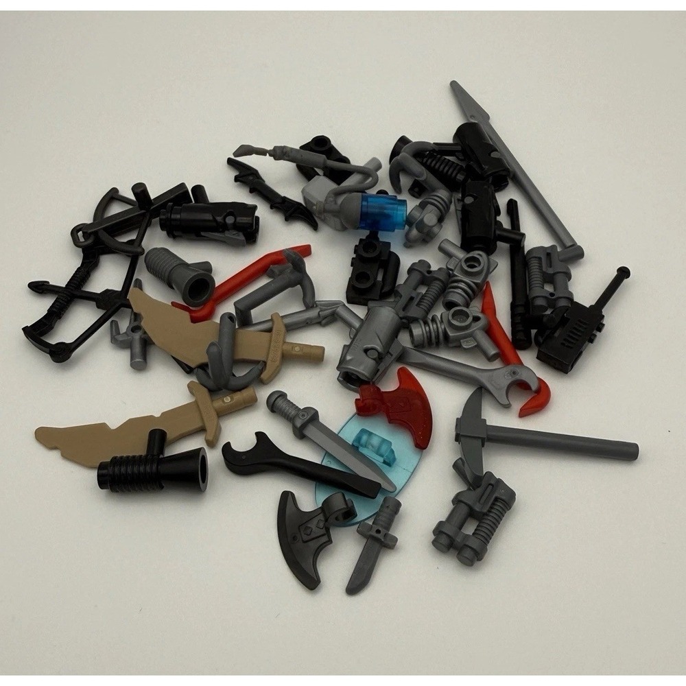 Lego Minifig Weapons And Tools  Assorted Lot 40 pieces 007